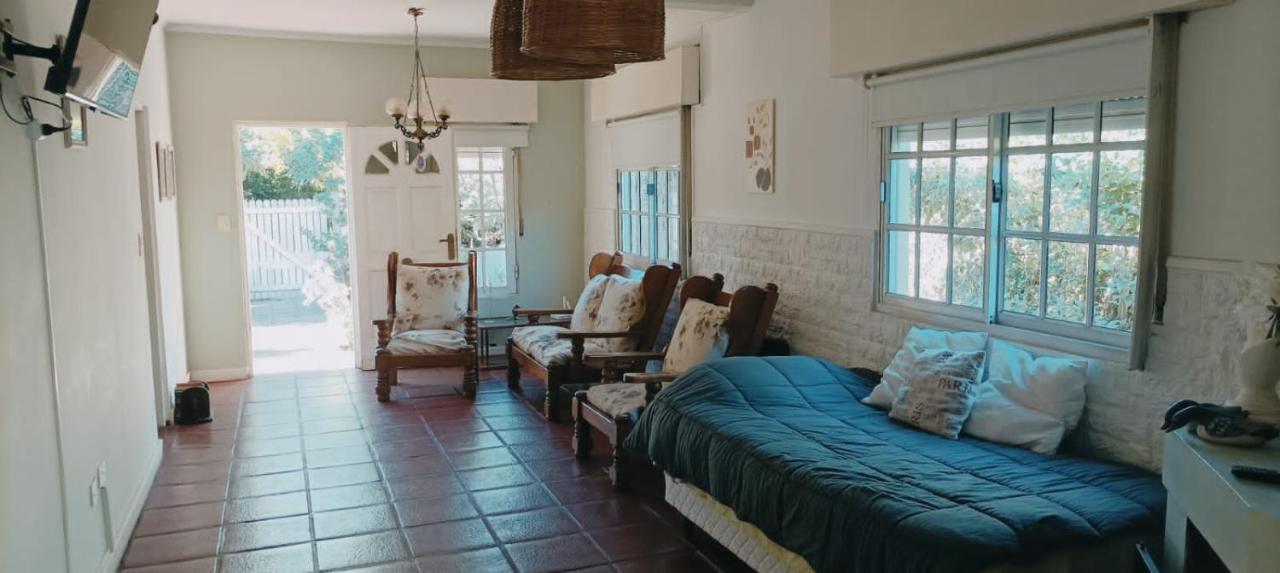 Casa Quinta Marie Rose * Mercedes (Buenos Aires)